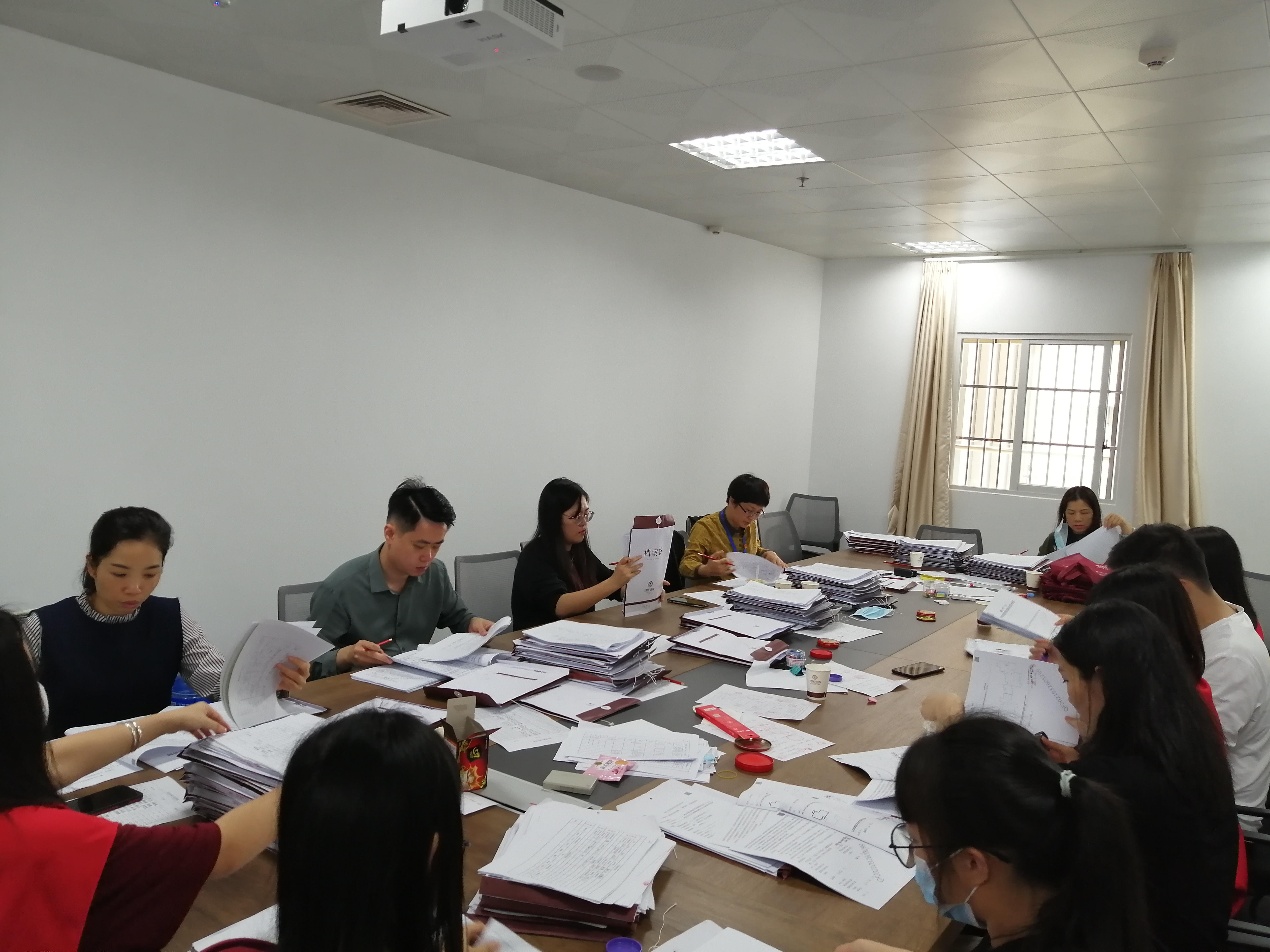 /QJ_775666352733.jpeg 公司各部门支援世界杯在线(China)世纪花城签约.jpeg